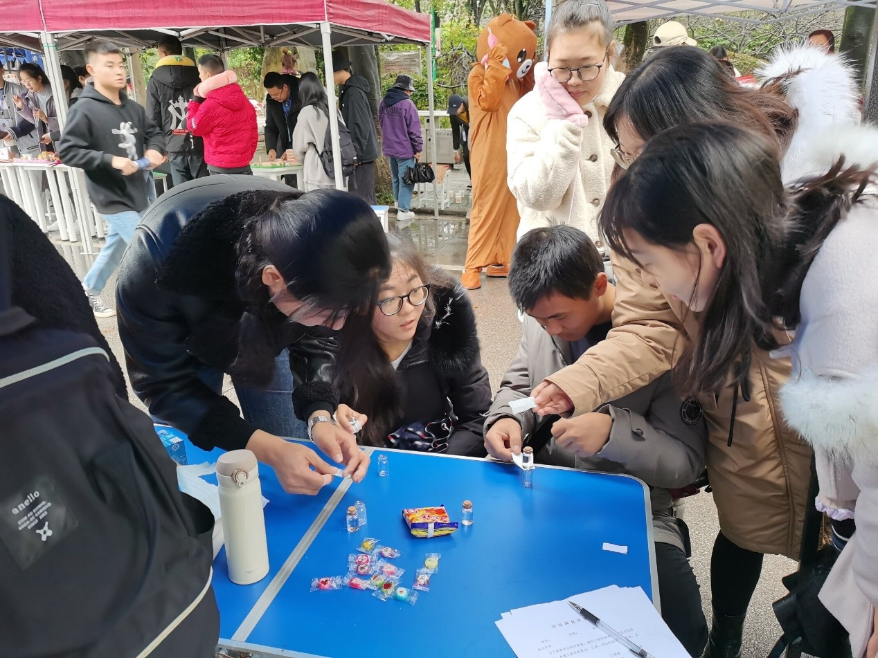 182cdb8f77654dba9a13bf3c86418d1d.png 182cdb8f77654dba9a13bf3c86418d1d.png