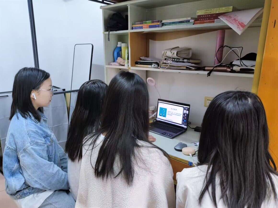 cfa673e809ef4255ae7bb31e1a6836c5.png cfa673e809ef4255ae7bb31e1a6836c5.png