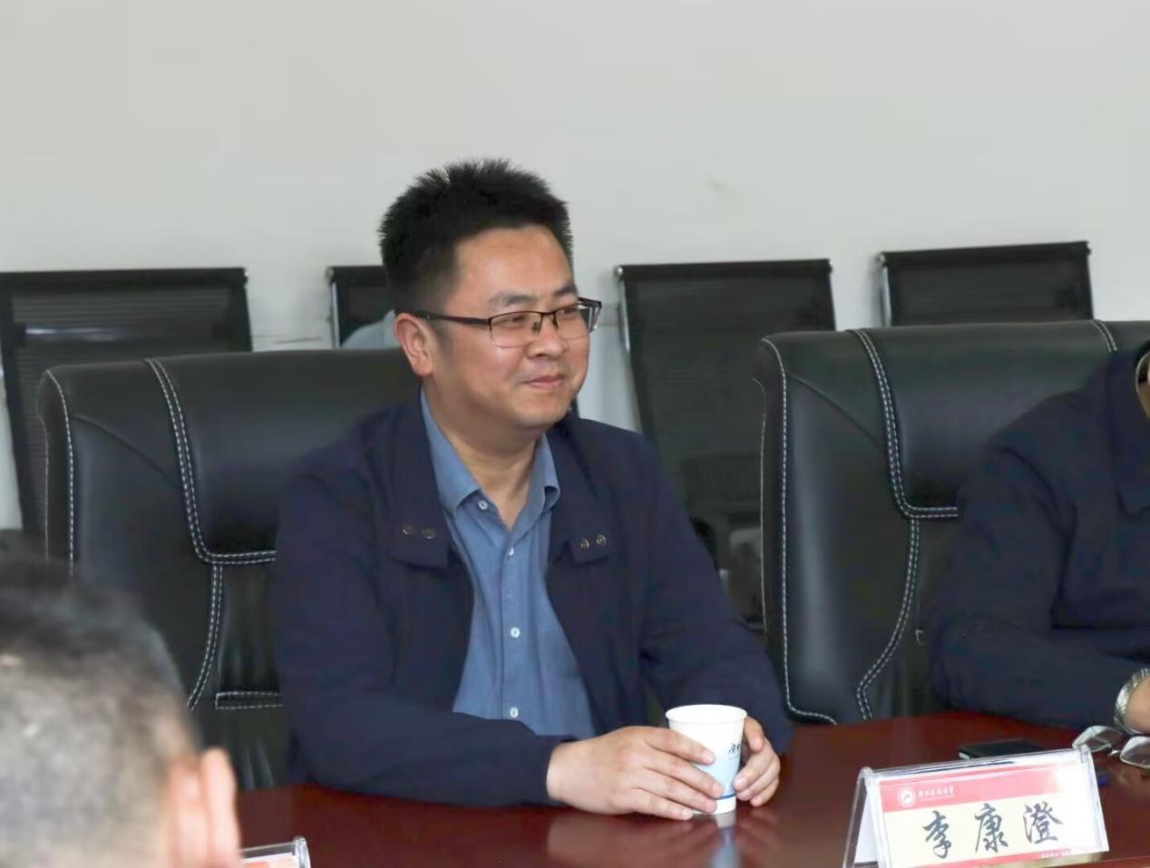 e8b54b3403de466a913cc0d65fd0b88e.png e8b54b3403de466a913cc0d65fd0b88e.png