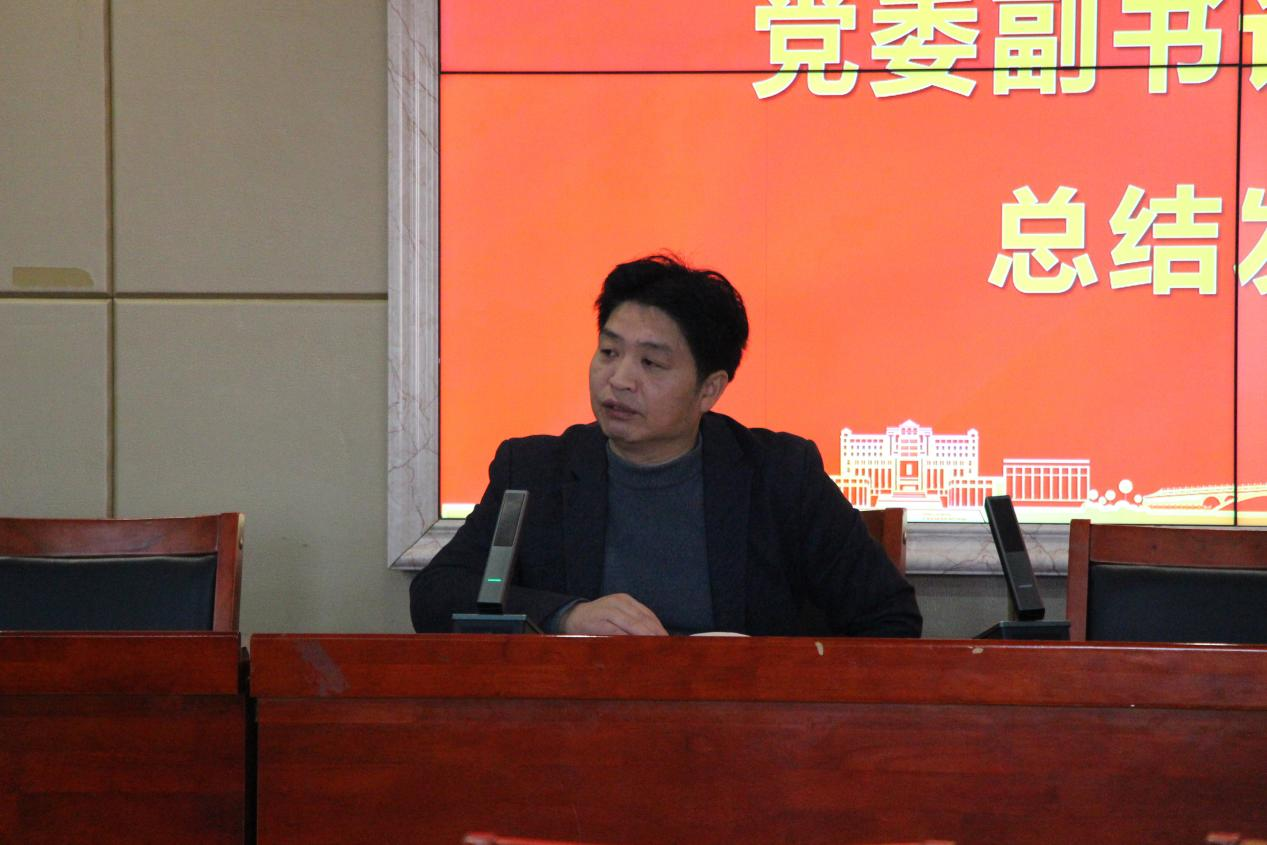 c9e102cab86b497abe14bba081577543.png c9e102cab86b497abe14bba081577543.png