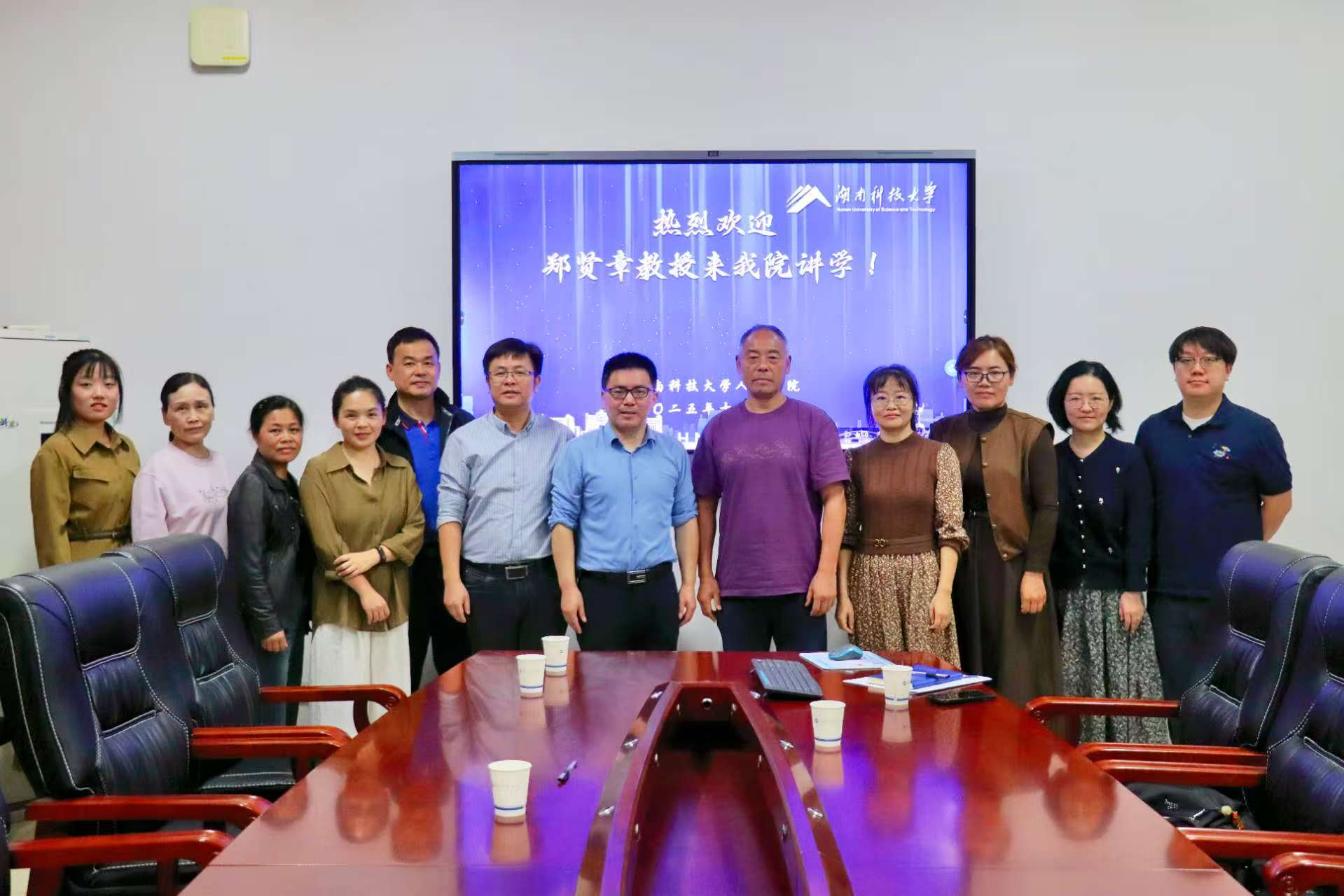 bc402b9909294f7c9386285f6488179d.jpg bc402b9909294f7c9386285f6488179d.jpg